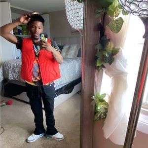 Meet your Posher, Kevon